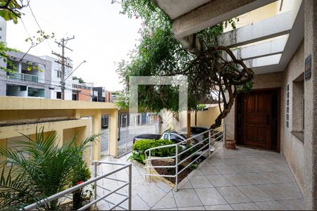 Casa à venda com 230m², 4 quartos e 3 vagasEntrada