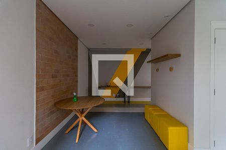 Apartamento para alugar com 45m², 2 quartos e sem vaga Apartamento para alugar com 45m², 2 quartos e sem vagaHome Office