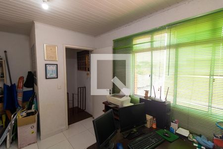 Casa à venda com 125m², 4 quartos e 2 vagas Casa à venda com 125m², 4 quartos e 2 vagasQuarto 4