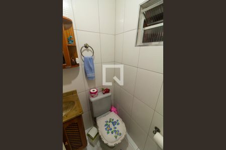 Casa à venda com 125m², 4 quartos e 2 vagas Casa à venda com 125m², 4 quartos e 2 vagasLavabo