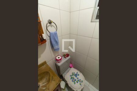 Casa à venda com 125m², 4 quartos e 2 vagas Casa à venda com 125m², 4 quartos e 2 vagasLavabo