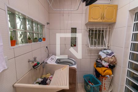 Casa à venda com 125m², 4 quartos e 2 vagas Casa à venda com 125m², 4 quartos e 2 vagasÁrea de Serviço