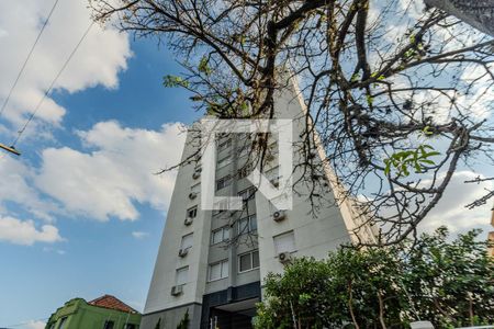 Apartamento à venda com 56m², 2 quartos e 2 vagas Apartamento à venda com 56m², 2 quartos e 2 vagasFachada
