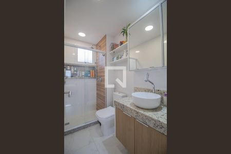 Apartamento à venda com 160m², 5 quartos e 2 vagasBanheiro da Suíte