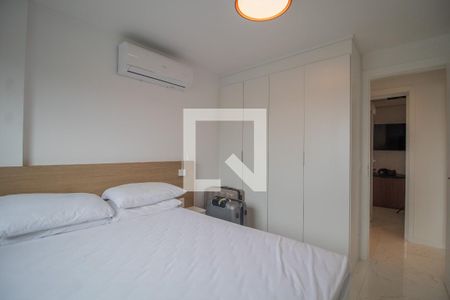 Apartamento à venda com 160m², 5 quartos e 2 vagasQuarto 2 