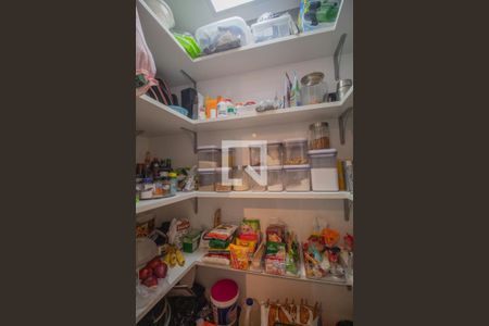 Apartamento à venda com 160m², 5 quartos e 2 vagasDespensa