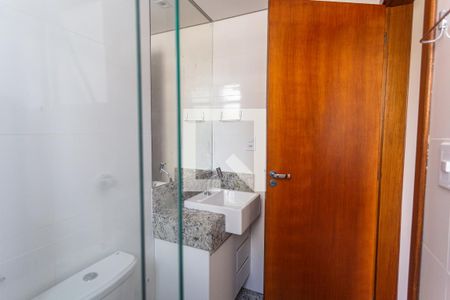 Apartamento para alugar com 62m², 2 quartos e 2 vagas Apartamento para alugar com 62m², 2 quartos e 2 vagasBanheiro da Suíte 1