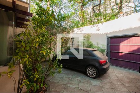 Casa à venda com 350m², 3 quartos e 2 vagasGaragem