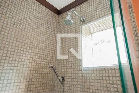 Casa à venda com 350m², 3 quartos e 2 vagasBanheiro da Suíte