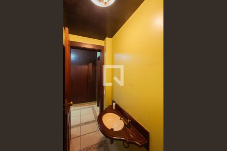 Casa à venda com 350m², 3 quartos e 2 vagasLavabo