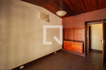 Casa à venda com 350m², 3 quartos e 2 vagasQuarto 2