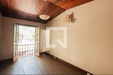 Casa à venda com 350m², 3 quartos e 2 vagasQuarto 2