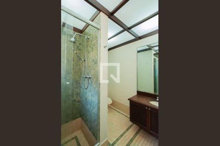 Casa à venda com 350m², 3 quartos e 2 vagasBanheiro dos quartos 1 e 2