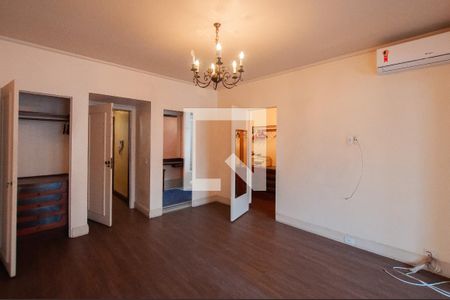 Casa à venda com 350m², 3 quartos e 2 vagasSuíte