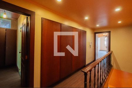 Casa à venda com 350m², 3 quartos e 2 vagasHall da escada