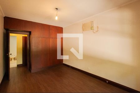 Casa à venda com 350m², 3 quartos e 2 vagasQuarto 1