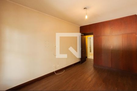 Casa à venda com 350m², 3 quartos e 2 vagasQuarto 1