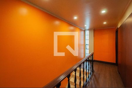 Casa à venda com 350m², 3 quartos e 2 vagasHall da escada