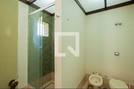 Casa à venda com 350m², 3 quartos e 2 vagasBanheiro dos quartos 1 e 2