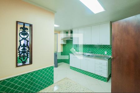 Casa à venda com 350m², 3 quartos e 2 vagasCozinha