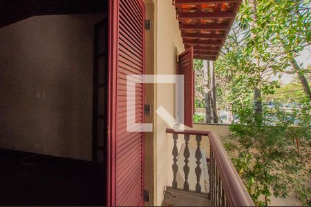 Casa à venda com 350m², 3 quartos e 2 vagasVaranda do Quarto 2