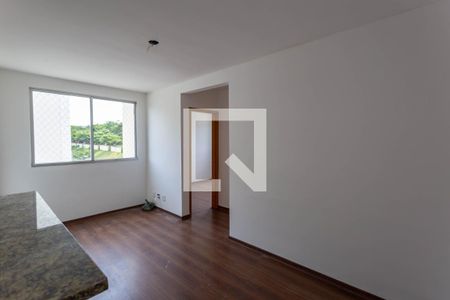 Sala de apartamento à venda com 2 quartos, 43m² em Cabral, Contagem