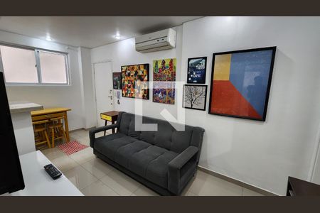 Sala de apartamento para alugar com 1 quarto, 45m² em Gonzaga, Santos