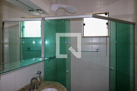 Casa à venda com 210m², 3 quartos e 6 vagasBanheiro da Suíte 3