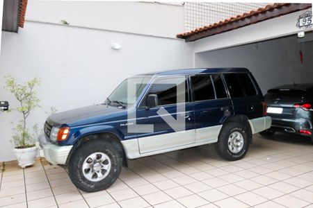 Casa à venda com 210m², 3 quartos e 6 vagasGaragem