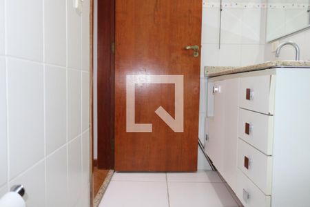 Casa à venda com 210m², 3 quartos e 6 vagasBanheiro da Suíte 1