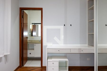 Casa à venda com 210m², 3 quartos e 6 vagasSuíte 1