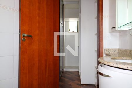 Casa à venda com 210m², 3 quartos e 6 vagasBanheiro da Suíte 3