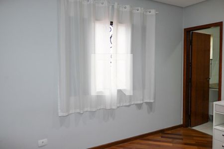 Casa à venda com 210m², 3 quartos e 6 vagasSuíte 1