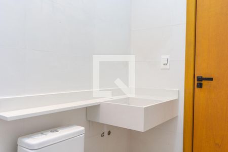 Casa à venda com 150m², 4 quartos e 2 vagasBanheiro da Suíte 1