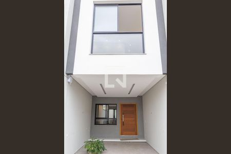 Casa à venda com 150m², 4 quartos e 2 vagasEntrada