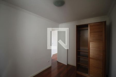 Quarto 1 de apartamento para alugar com 2 quartos, 52m² em Vila Sofia, São Paulo