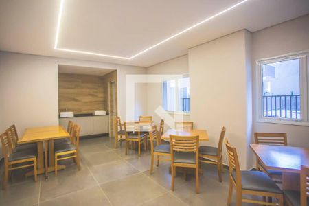 Apartamento à venda com 38m², 2 quartos e sem vagaÁrea comum - Salão de festas