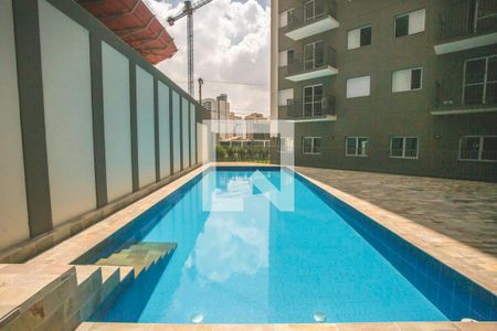 Apartamento à venda com 38m², 2 quartos e sem vagaÁrea comum - Piscina