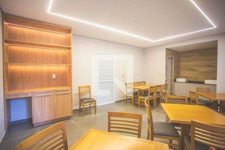 Apartamento à venda com 38m², 2 quartos e sem vagaÁrea comum - Salão de festas