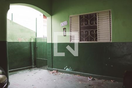 Casa à venda com 240m², 2 quartos e 2 vagasFachada