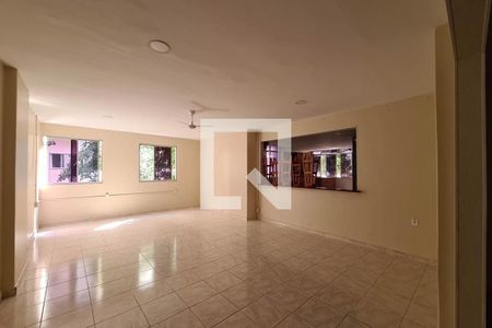 Apartamento para alugar com 60m², 2 quartos e sem vagaÁrea comum - Salão de festas