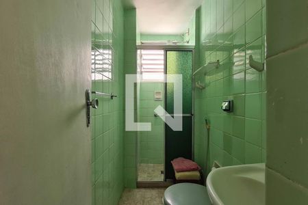 Apartamento para alugar com 60m², 2 quartos e sem vagaBanheiro