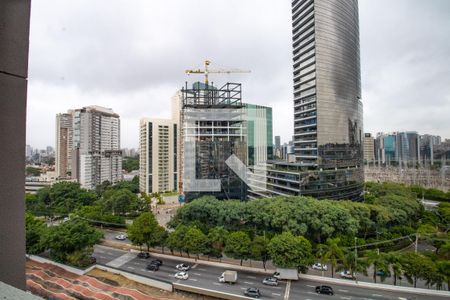 Sala, vista aberta  de apartamento para alugar com 1 quarto, 25m² em Vila Olímpia, São Paulo
