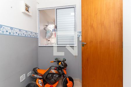 Quarto 2 de apartamento para alugar com 2 quartos, 31m² em Vila Corberi, São Paulo