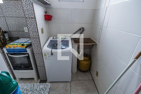 Apartamento à venda com 78m², 2 quartos e 1 vagaArea de serviço