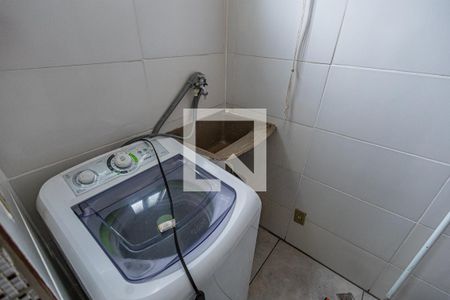 Apartamento à venda com 78m², 2 quartos e 1 vagaArea de serviço