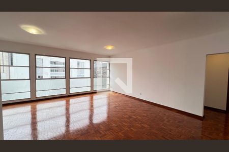 Apartamento para alugar com 150m², 3 quartos e 1 vagaSala
