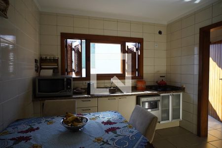 Casa à venda com 350m², 2 quartos e 3 vagasCozinha