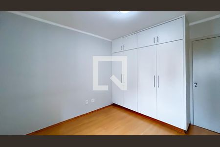 Quarto 2 de apartamento para alugar com 3 quartos, 94m² em Alphaville Industrial, Barueri