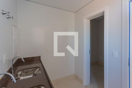 Apartamento à venda com 180m², 4 quartos e 4 vagas Apartamento à venda com 180m², 4 quartos e 4 vagasÁrea de Serviço